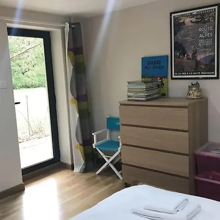 La Maison Des Pecheurs, Au Pied Du *